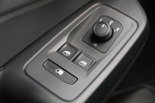 Volkswagen Caddy Cargo Maxi 2.0 TDI | Aut. | LED | Inrichting | Trekhaak | Clima Volkswagen Caddy Cargo Maxi 2.0 TDI | Aut. | LED | Inrichting | Trekhaak | Clima