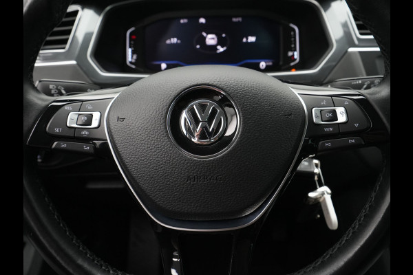 Volkswagen Tiguan 1.5 TSI ACT 150pk DSG Highline Navigatie Acc Pdc Led El. klep 26 Volkswagen Tiguan 1.5 TSI ACT 150pk DSG Highline Navigatie Acc Pdc Led El. klep 26