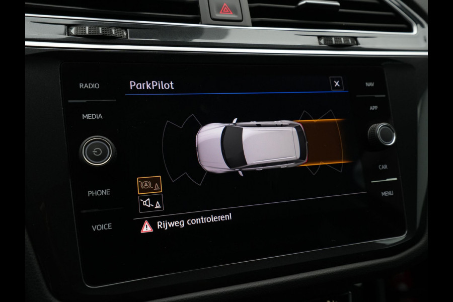 Volkswagen Tiguan 1.5 TSI ACT 150pk DSG Highline Navigatie Acc Pdc Led El. klep 26 Volkswagen Tiguan 1.5 TSI ACT 150pk DSG Highline Navigatie Acc Pdc Led El. klep 26