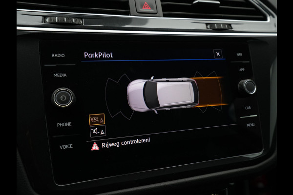 Volkswagen Tiguan 1.5 TSI ACT 150pk DSG Highline Navigatie Acc Pdc Led El. klep 26 Volkswagen Tiguan 1.5 TSI ACT 150pk DSG Highline Navigatie Acc Pdc Led El. klep 26