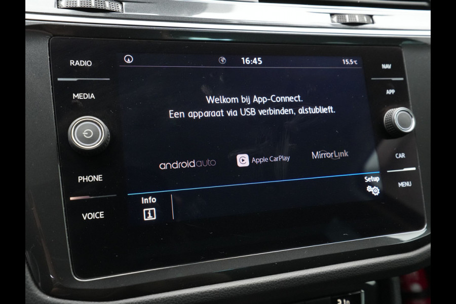 Volkswagen Tiguan 1.5 TSI ACT 150pk DSG Highline Navigatie Acc Pdc Led El. klep 26 Volkswagen Tiguan 1.5 TSI ACT 150pk DSG Highline Navigatie Acc Pdc Led El. klep 26