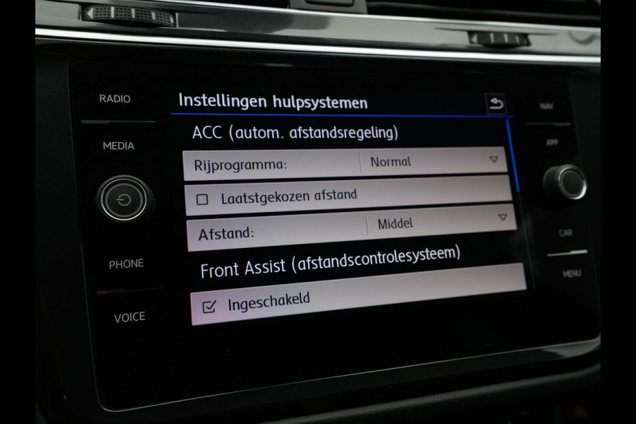 Volkswagen Tiguan 1.5 TSI ACT 150pk DSG Highline Navigatie Acc Pdc Led El. klep 26 Volkswagen Tiguan 1.5 TSI ACT 150pk DSG Highline Navigatie Acc Pdc Led El. klep 26