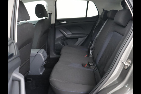 Volkswagen T-Cross 1.0 TSI R-Line | Camera | Carplay | Stoelverwarming | Cruise Control Adaptief | LED koplampen | LMV 18 | Volkswagen T-Cross 1.0 TSI R-Line | Camera | Carplay | Stoelverwarming | Cruise Control Adaptief | LED koplampen | LMV 18 |