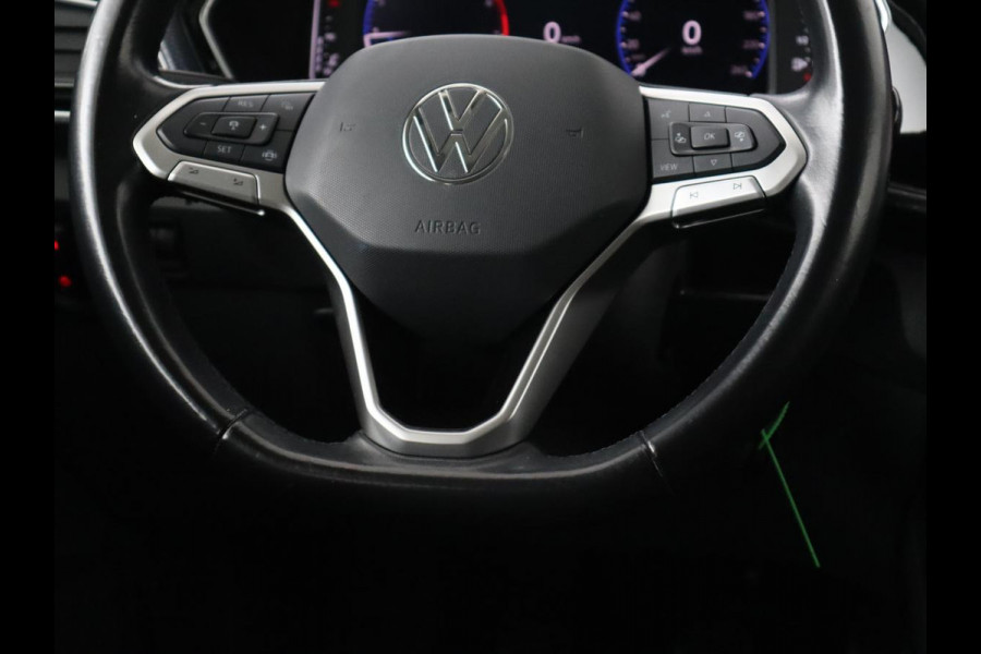Volkswagen T-Cross 1.0 TSI R-Line | Camera | Carplay | Stoelverwarming | Cruise Control Adaptief | LED koplampen | LMV 18 | Volkswagen T-Cross 1.0 TSI R-Line | Camera | Carplay | Stoelverwarming | Cruise Control Adaptief | LED koplampen | LMV 18 |