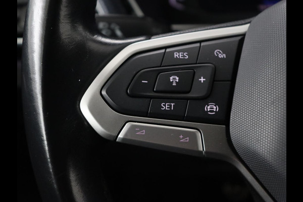 Volkswagen T-Cross 1.0 TSI R-Line | Camera | Carplay | Stoelverwarming | Cruise Control Adaptief | LED koplampen | LMV 18 | Volkswagen T-Cross 1.0 TSI R-Line | Camera | Carplay | Stoelverwarming | Cruise Control Adaptief | LED koplampen | LMV 18 |