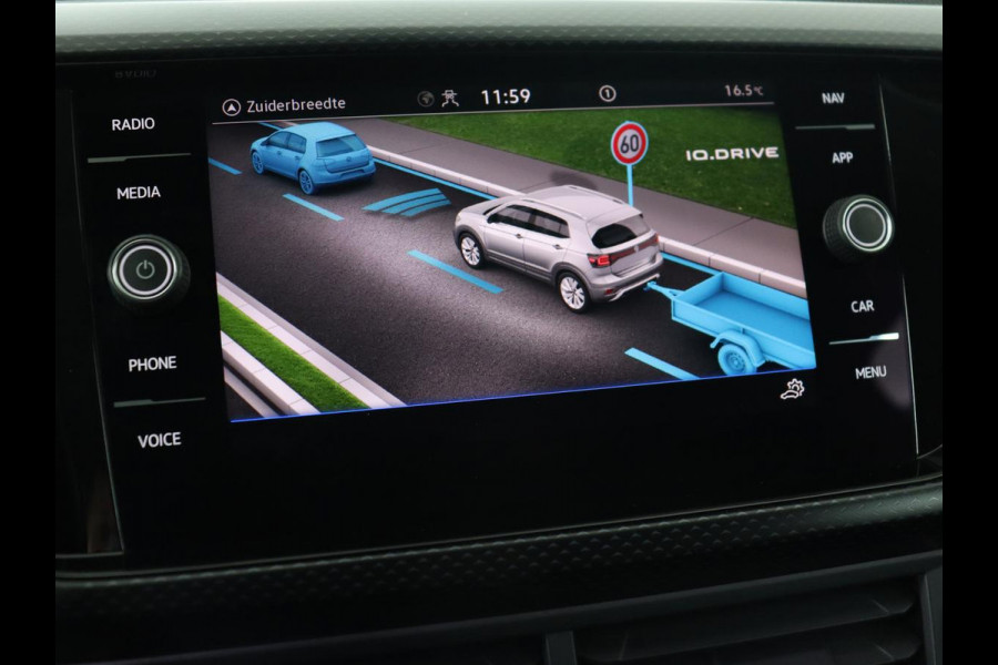 Volkswagen T-Cross 1.0 TSI R-Line | Camera | Carplay | Stoelverwarming | Cruise Control Adaptief | LED koplampen | LMV 18 | Volkswagen T-Cross 1.0 TSI R-Line | Camera | Carplay | Stoelverwarming | Cruise Control Adaptief | LED koplampen | LMV 18 |