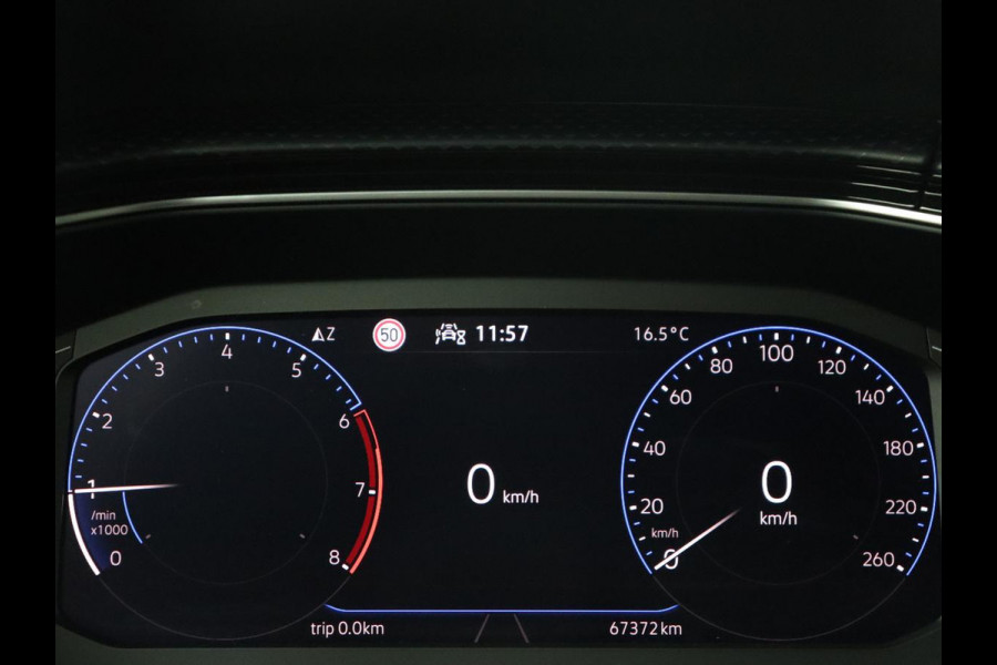 Volkswagen T-Cross 1.0 TSI R-Line | Camera | Carplay | Stoelverwarming | Cruise Control Adaptief | LED koplampen | LMV 18 | Volkswagen T-Cross 1.0 TSI R-Line | Camera | Carplay | Stoelverwarming | Cruise Control Adaptief | LED koplampen | LMV 18 |