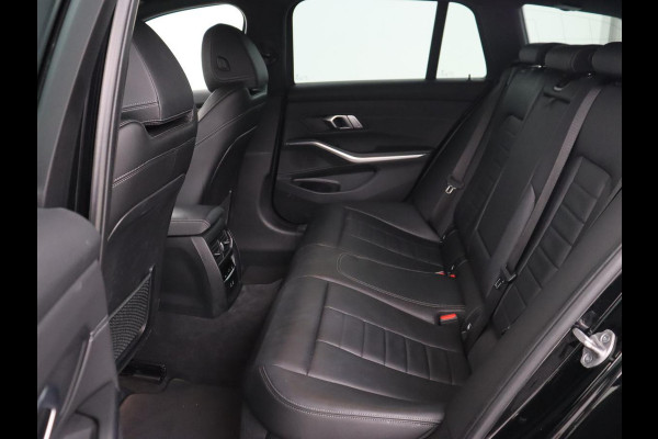 BMW 3 Serie Touring 330e Business Edition Plus | Leder Bekleding | Carplay | Cruise Control | Navigatie | Laser LED koplampen | Stoelverwarming | LMV 18 |