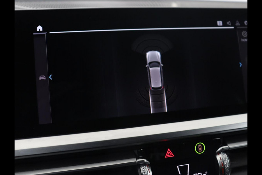BMW 3 Serie Touring 330e Business Edition Plus | Leder Bekleding | Carplay | Cruise Control | Navigatie | Laser LED koplampen | Stoelverwarming | LMV 18 |