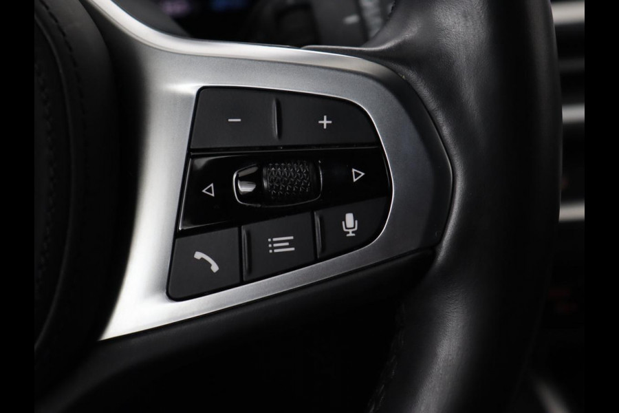 BMW 3 Serie Touring 330e Business Edition Plus | Leder Bekleding | Carplay | Cruise Control | Navigatie | Laser LED koplampen | Stoelverwarming | LMV 18 |