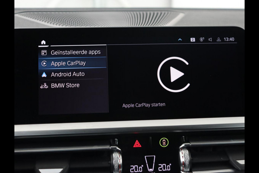 BMW 3 Serie Touring 330e Business Edition Plus | Leder Bekleding | Carplay | Cruise Control | Navigatie | Laser LED koplampen | Stoelverwarming | LMV 18 |