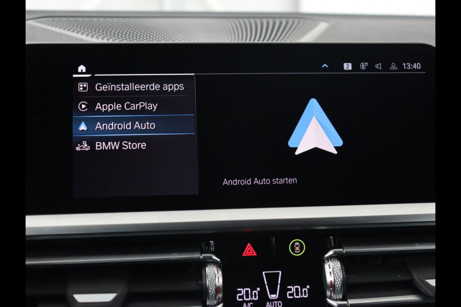 BMW 3 Serie Touring 330e Business Edition Plus | Leder Bekleding | Carplay | Cruise Control | Navigatie | Laser LED koplampen | Stoelverwarming | LMV 18 |