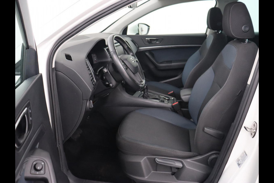 Seat Ateca 1.5 TSI Style | Panoramadak | Trekhaak | Camera | Stoelverwarming | Carplay | Navigatie | Cruise Control Adaptief | LMV 18 |