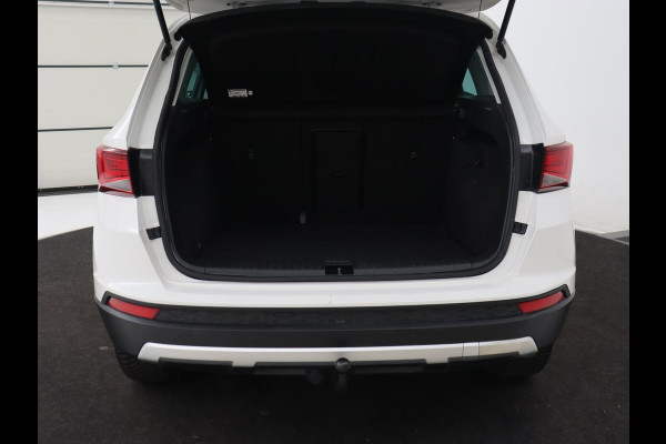 Seat Ateca 1.5 TSI Style | Panoramadak | Trekhaak | Camera | Stoelverwarming | Carplay | Navigatie | Cruise Control Adaptief | LMV 18 |