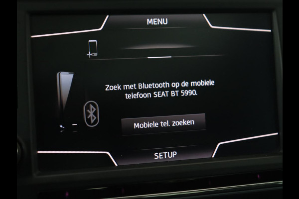 Seat Ateca 1.5 TSI Style | Panoramadak | Trekhaak | Camera | Stoelverwarming | Carplay | Navigatie | Cruise Control Adaptief | LMV 18 |