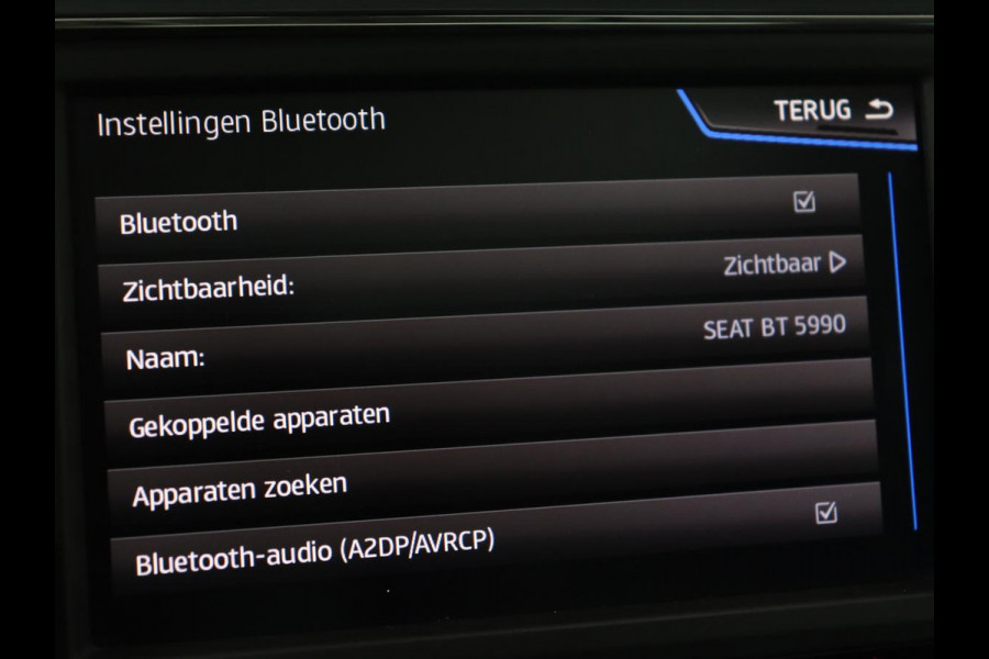 Seat Ateca 1.5 TSI Style | Panoramadak | Trekhaak | Camera | Stoelverwarming | Carplay | Navigatie | Cruise Control Adaptief | LMV 18 |