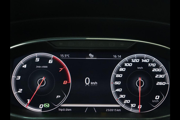 Seat Ateca 1.5 TSI Style | Panoramadak | Trekhaak | Camera | Stoelverwarming | Carplay | Navigatie | Cruise Control Adaptief | LMV 18 |