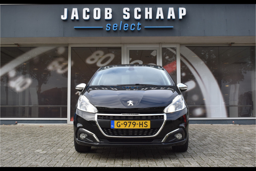 Peugeot 208 1.2 PureTech Signature / Carplay / Navi / Trekhaak / Airco / 17" LM / PDC