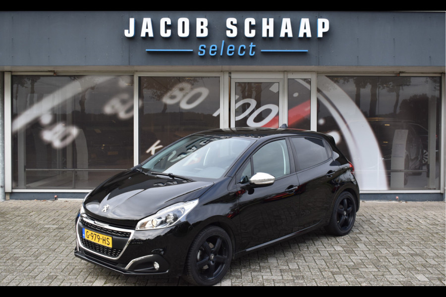 Peugeot 208 1.2 PureTech Signature / Carplay / Navi / Trekhaak / Airco / 17" LM / PDC