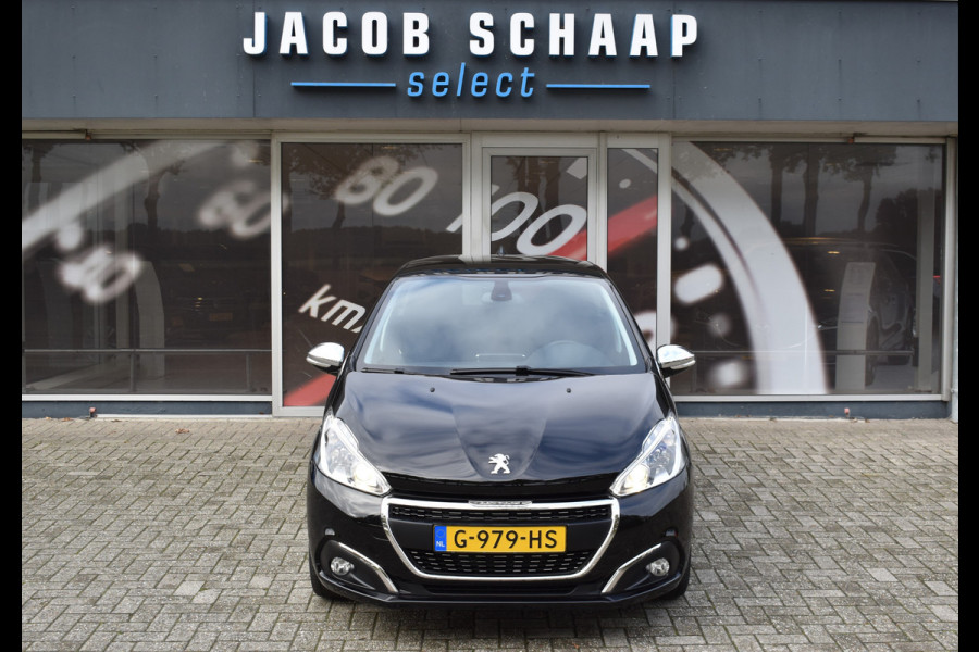 Peugeot 208 1.2 PureTech Signature / Carplay / Navi / Trekhaak / Airco / 17" LM / PDC