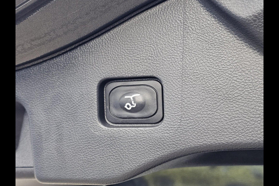 Ford Mondeo Wagon 2.0 IVCT HEV Titanium Adaptive cruise control | Trekhaak wegklapbaar | Climate control | Winterpack | Zeer nette auto! Ford Mondeo Wagon 2.0 IVCT HEV Titanium Adaptive cruise control | Trekhaak wegklapbaar | Climate control | Winterpack | Zeer nette auto!