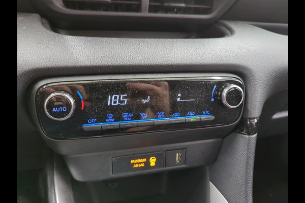 Toyota Yaris 1.5 Hybrid Active Auto. Navigatie Apple Carplay/Android Auto Camera Adaptive Cruise Control Climate Control Toyota Yaris 1.5 Hybrid Active Auto. Navigatie Apple Carplay/Android Auto Camera Adaptive Cruise Control Climate Control