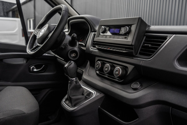 Nissan Primastar **dCi | L2H1 | Automaat | 150 PK | LED | Cruise | Airco | PDC | Euro 6** Nissan Primastar **dCi | L2H1 | Automaat | 150 PK | LED | Cruise | Airco | PDC | Euro 6**