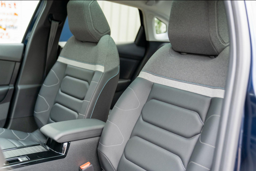 Citroën C4 X 1.2 Puretech Max|Prijs rijklaar incl. 12 mnd garantie| Carplay Schuif/kanteldak Head-up display Camera PDC LMV NAV Citroën C4 X 1.2 Puretech Max|Prijs rijklaar incl. 12 mnd garantie| Carplay Schuif/kanteldak Head-up display Camera PDC LMV NAV