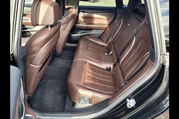 BMW 6 Serie Gran Turismo 630i Luxury - Pano, HUD, Camera, Nappa (BMW-dealer onderhouden) BMW 6 Serie Gran Turismo 630i Luxury - Pano, HUD, Camera, Nappa (BMW-dealer onderhouden)