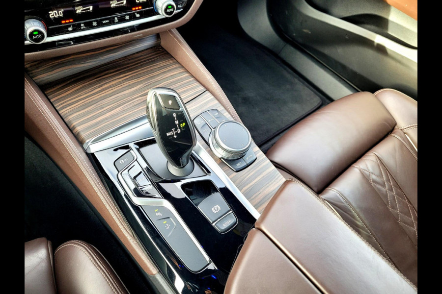 BMW 6 Serie Gran Turismo 630i Luxury - Pano, HUD, Camera, Nappa (BMW-dealer onderhouden) BMW 6 Serie Gran Turismo 630i Luxury - Pano, HUD, Camera, Nappa (BMW-dealer onderhouden)