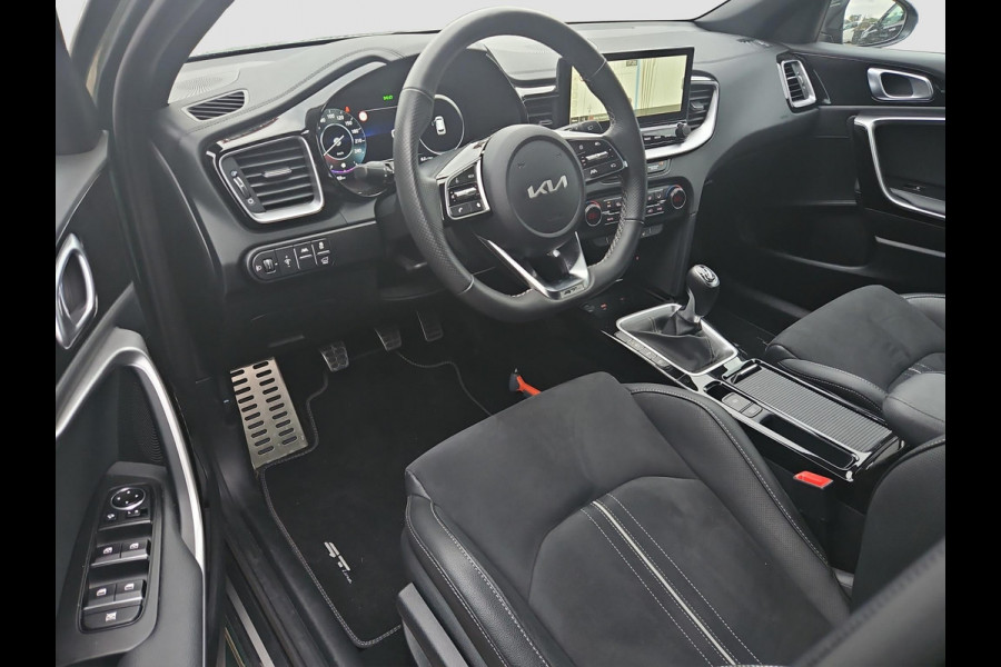 Kia Ceed Sportswagon 1.5 T-GDi GT-Line | Sportstuur | Stoel- en Stuurverwarming | Elektr. Achterklep | Lane Assist |