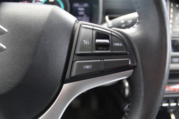 Suzuki Ignis 1.2-90pk Select. Mooie en luxe hoogzitter. Trekhaak, Keyless Entry, Lane Assist, Camera, Airco,