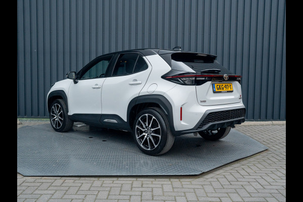 Toyota Yaris Cross 1.5 Hybrid GR Sport | Panodak | Elk. A-klep | JBL | Blind Spot | Head Up | Prijs Rijklaar!! Toyota Yaris Cross 1.5 Hybrid GR Sport | Panodak | Elk. A-klep | JBL | Blind Spot | Head Up | Prijs Rijklaar!!