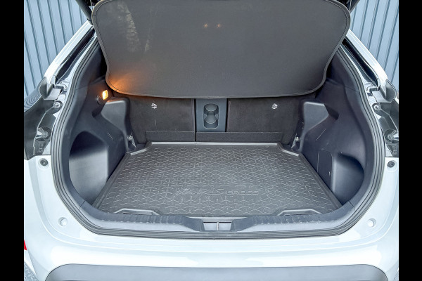 Toyota Yaris Cross 1.5 Hybrid GR Sport | Panodak | Elk. A-klep | JBL | Blind Spot | Head Up | Prijs Rijklaar!! Toyota Yaris Cross 1.5 Hybrid GR Sport | Panodak | Elk. A-klep | JBL | Blind Spot | Head Up | Prijs Rijklaar!!
