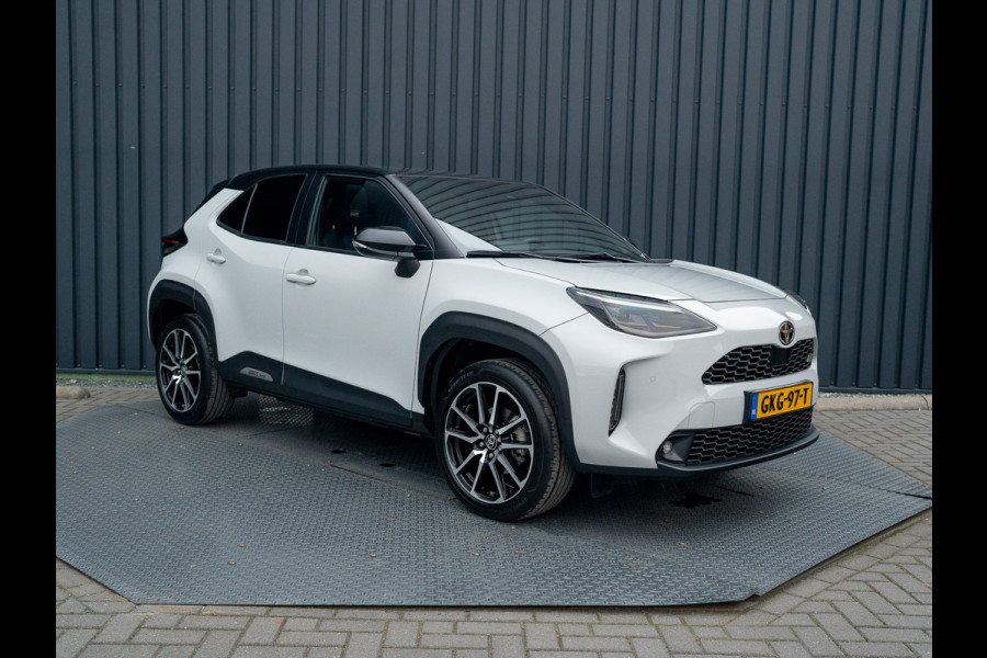 Toyota Yaris Cross 1.5 Hybrid GR Sport | Panodak | Elk. A-klep | JBL | Blind Spot | Head Up | Prijs Rijklaar!! Toyota Yaris Cross 1.5 Hybrid GR Sport | Panodak | Elk. A-klep | JBL | Blind Spot | Head Up | Prijs Rijklaar!!