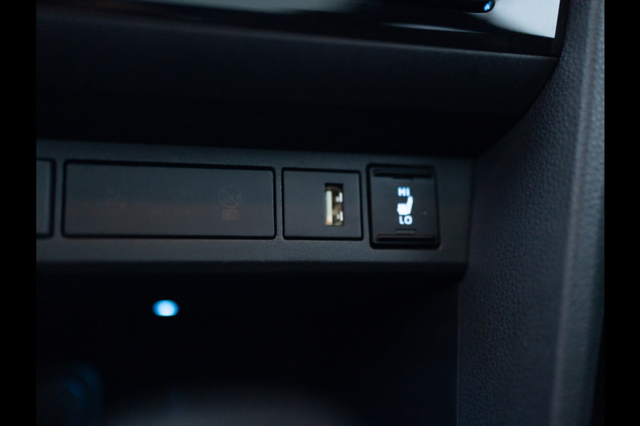 Toyota Yaris Cross 1.5 Hybrid GR Sport | Panodak | Elk. A-klep | JBL | Blind Spot | Head Up | Prijs Rijklaar!! Toyota Yaris Cross 1.5 Hybrid GR Sport | Panodak | Elk. A-klep | JBL | Blind Spot | Head Up | Prijs Rijklaar!!