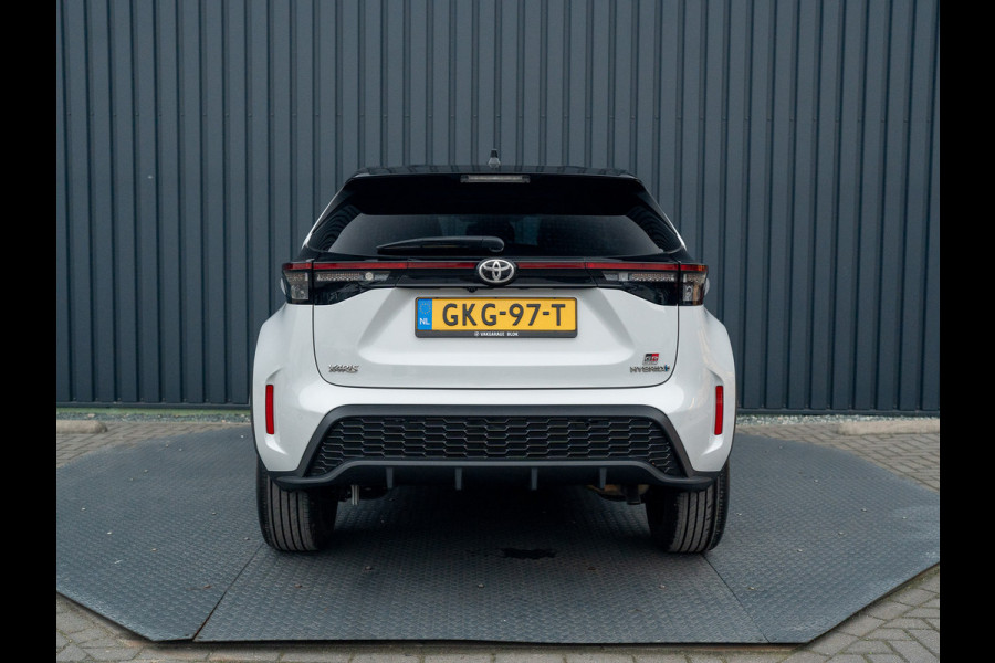 Toyota Yaris Cross 1.5 Hybrid GR Sport | Panodak | Elk. A-klep | JBL | Blind Spot | Head Up | Prijs Rijklaar!! Toyota Yaris Cross 1.5 Hybrid GR Sport | Panodak | Elk. A-klep | JBL | Blind Spot | Head Up | Prijs Rijklaar!!