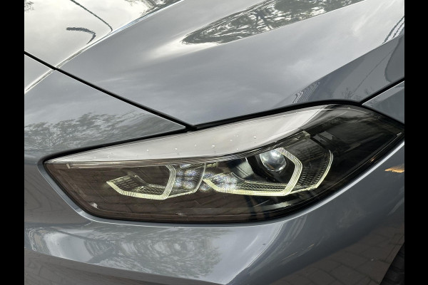 BMW 1-serie 120d High Executive M Pakket Panoramadak LED Ambient 17”LM BMW 1-serie 120d High Executive M Pakket Panoramadak LED Ambient 17”LM
