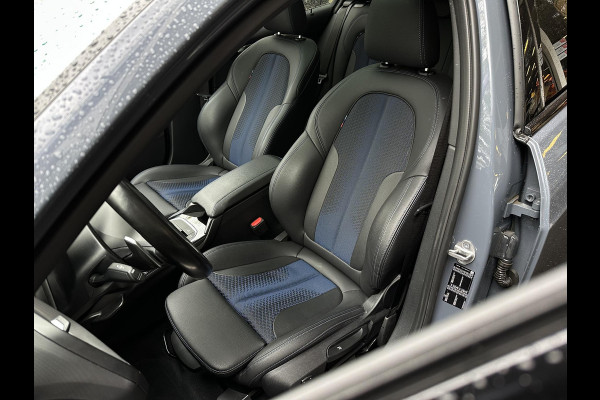 BMW 1-serie 120d High Executive M Pakket Panoramadak LED Ambient 17”LM BMW 1-serie 120d High Executive M Pakket Panoramadak LED Ambient 17”LM