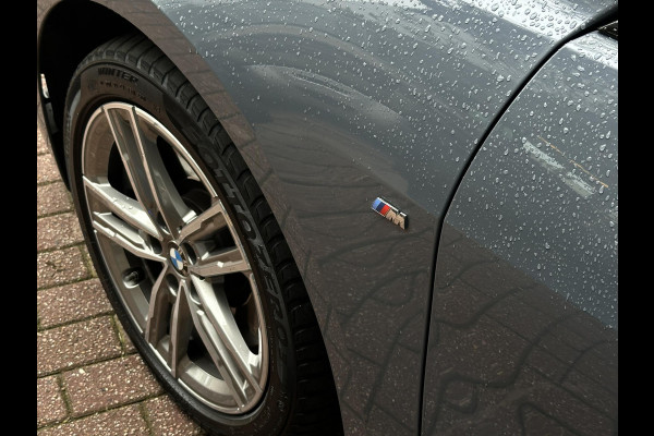 BMW 1-serie 120d High Executive M Pakket Panoramadak LED Ambient 17”LM BMW 1-serie 120d High Executive M Pakket Panoramadak LED Ambient 17”LM