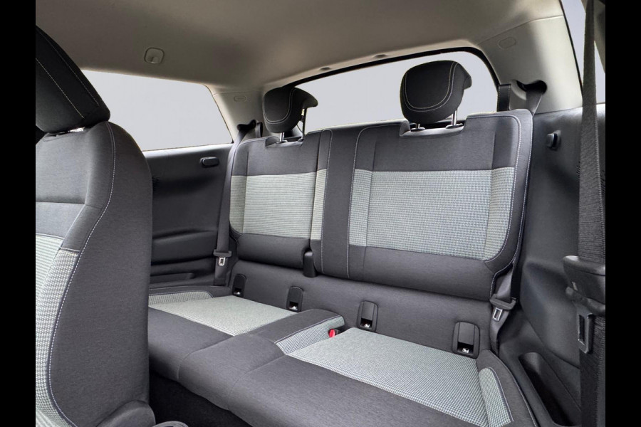 MINI Cooper E Essential 40.7 kWh NIEUW 28-07-2025, achteruitrijcamera, 17 inch ,nieuw prijs € 31860,-, nl auto met nap MINI Cooper E Essential 40.7 kWh NIEUW 28-07-2025, achteruitrijcamera, 17 inch ,nieuw prijs € 31860,-, nl auto met nap