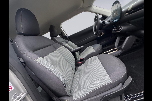 MINI Cooper E Essential 40.7 kWh NIEUW 28-07-2025, achteruitrijcamera, 17 inch ,nieuw prijs € 31860,-, nl auto met nap MINI Cooper E Essential 40.7 kWh NIEUW 28-07-2025, achteruitrijcamera, 17 inch ,nieuw prijs € 31860,-, nl auto met nap