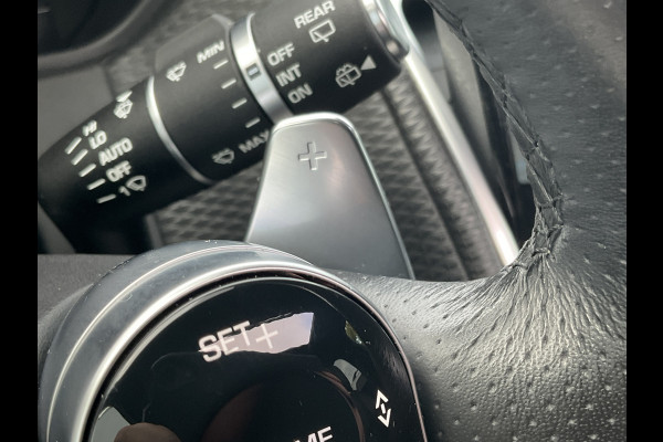 Land Rover Range Rover Velar 2.0 I4 Turbo AWD R-Dynamic Pano HUD Meridian Leer Stuur/Stoelverw Memory VOL! Land Rover Range Rover Velar 2.0 I4 Turbo AWD R-Dynamic Pano HUD Meridian Leer Stuur/Stoelverw Memory VOL!