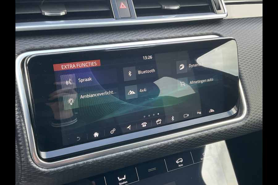 Land Rover Range Rover Velar 2.0 I4 Turbo AWD R-Dynamic Pano HUD Meridian Leer Stuur/Stoelverw Memory VOL! Land Rover Range Rover Velar 2.0 I4 Turbo AWD R-Dynamic Pano HUD Meridian Leer Stuur/Stoelverw Memory VOL!