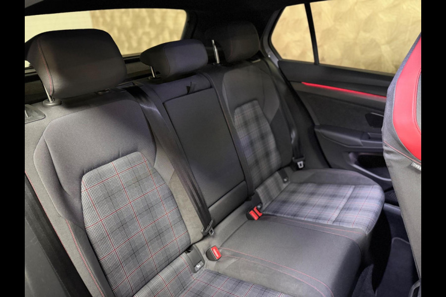 Volkswagen Golf 2.0 TSI GTI 8.5 Facelift | HUD | Harman/Kardon | Camera | Pano Volkswagen Golf 2.0 TSI GTI 8.5 Facelift | HUD | Harman/Kardon | Camera | Pano