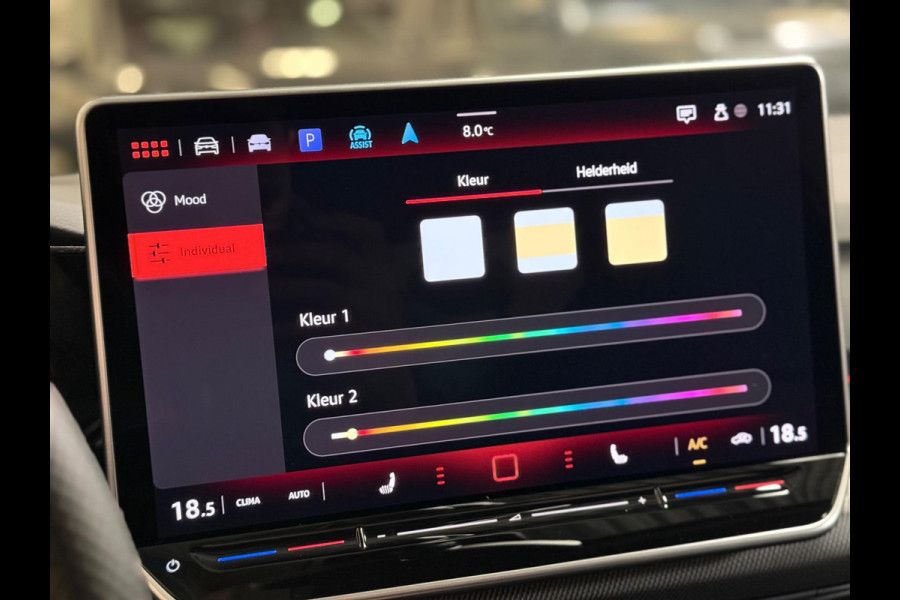 Volkswagen Golf 2.0 TSI GTI 8.5 Facelift | HUD | Harman/Kardon | Camera | Pano Volkswagen Golf 2.0 TSI GTI 8.5 Facelift | HUD | Harman/Kardon | Camera | Pano