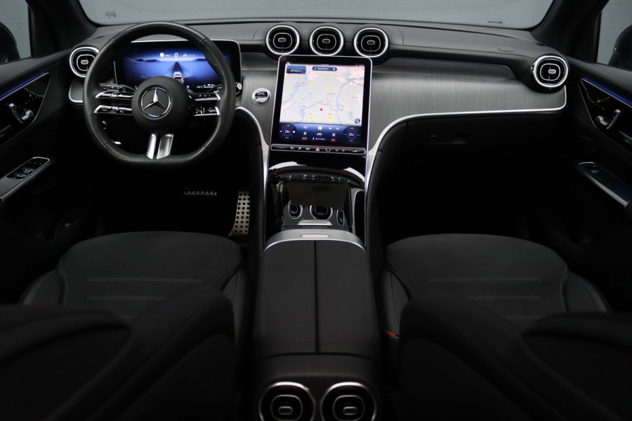 Mercedes-Benz GLC 400e 4MATIC AMG Line | Airmatic | Achterasbesturing | Distronic+ | Memory | Trekhaak | Digital Light | Surround Camera | Verwarmd Stuurwiel | Nightpakket | Mercedes-Benz GLC 400e 4MATIC AMG Line | Airmatic | Achterasbesturing | Distronic+ | Memory | Trekhaak | Digital Light | Surround Camera | Verwarmd Stuurwiel | Nightpakket |