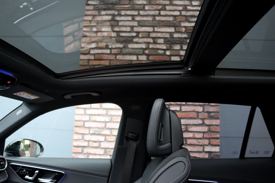 Mercedes-Benz GLC 400e 4MATIC AMG Line | Airmatic | Achterasbesturing | Distronic+ | Memory | Trekhaak | Digital Light | Surround Camera | Verwarmd Stuurwiel | Nightpakket | Mercedes-Benz GLC 400e 4MATIC AMG Line | Airmatic | Achterasbesturing | Distronic+ | Memory | Trekhaak | Digital Light | Surround Camera | Verwarmd Stuurwiel | Nightpakket |