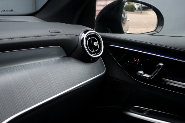 Mercedes-Benz GLC 400e 4MATIC AMG Line | Airmatic | Achterasbesturing | Distronic+ | Memory | Trekhaak | Digital Light | Surround Camera | Verwarmd Stuurwiel | Nightpakket | Mercedes-Benz GLC 400e 4MATIC AMG Line | Airmatic | Achterasbesturing | Distronic+ | Memory | Trekhaak | Digital Light | Surround Camera | Verwarmd Stuurwiel | Nightpakket |