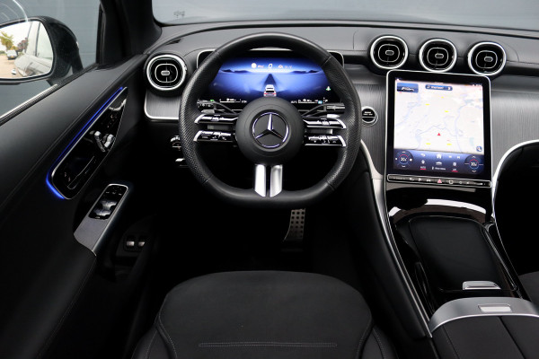 Mercedes-Benz GLC 400e 4MATIC AMG Line | Airmatic | Achterasbesturing | Distronic+ | Memory | Trekhaak | Digital Light | Surround Camera | Verwarmd Stuurwiel | Nightpakket | Mercedes-Benz GLC 400e 4MATIC AMG Line | Airmatic | Achterasbesturing | Distronic+ | Memory | Trekhaak | Digital Light | Surround Camera | Verwarmd Stuurwiel | Nightpakket |